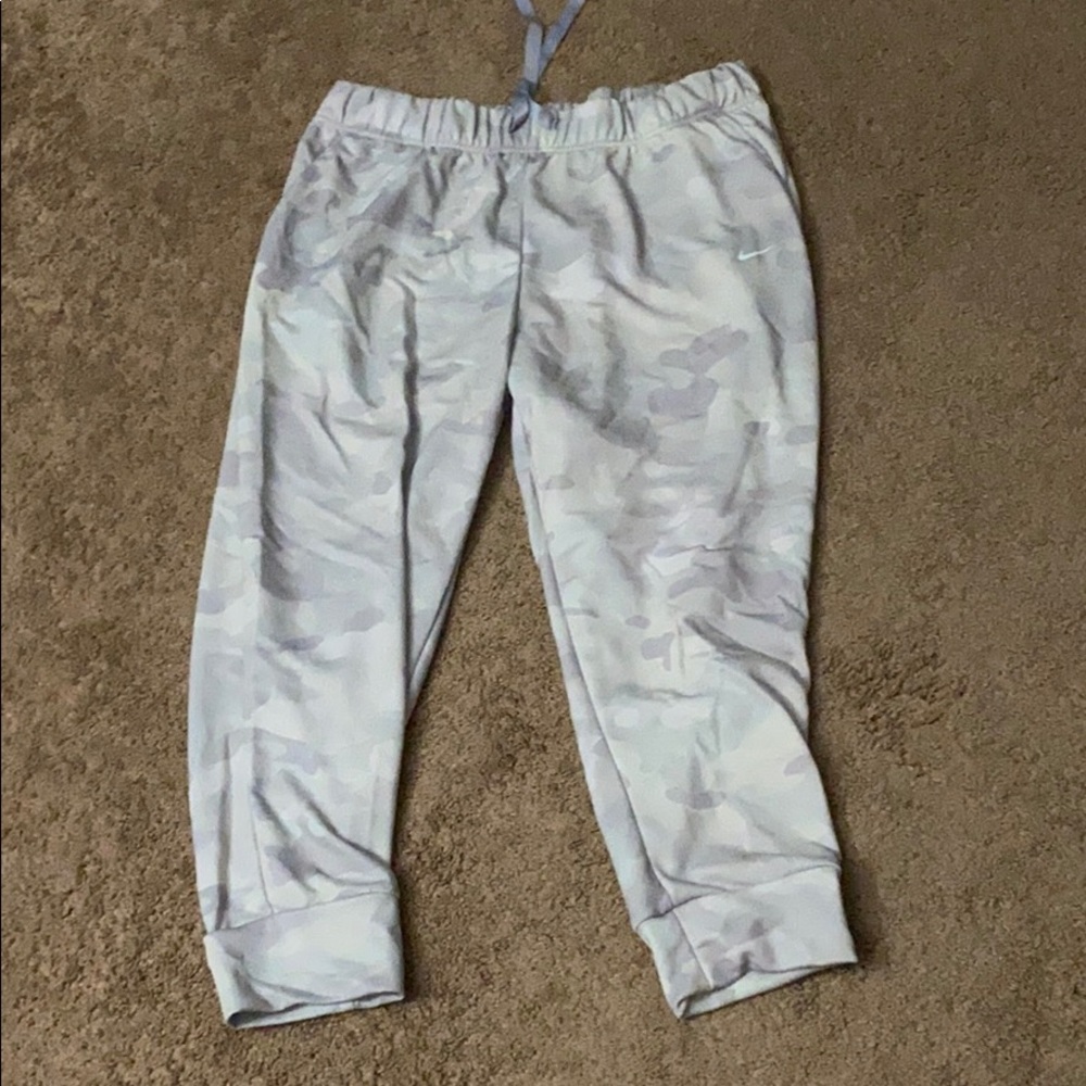 Nike women’s sweatpants
